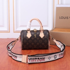 Louis Vuitton Speedy Bags